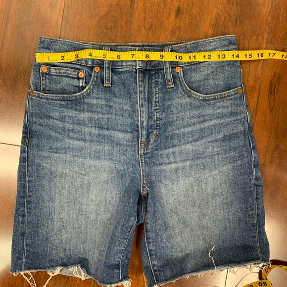 Madewell High Rise Mid Length Shorts - Picture 9 of 10